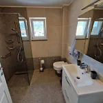 Modern Kompas Apartment *
