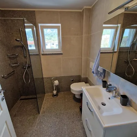 Modern Kompas Appartement *