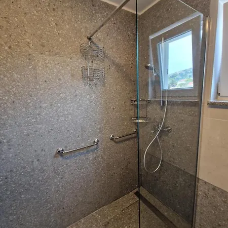 Appartement Modern Kompas *