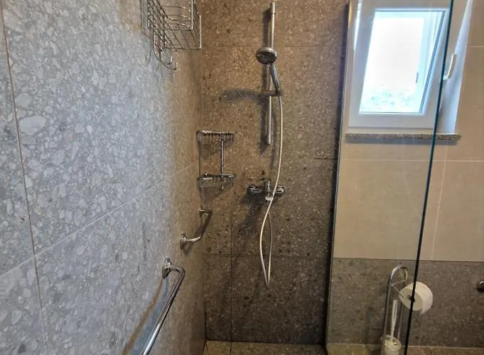 Modern Kompas * Baška