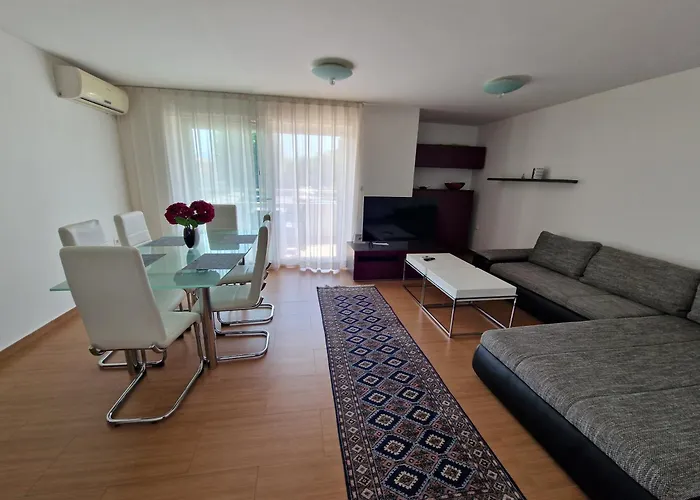 Modern Kompas Apartament *